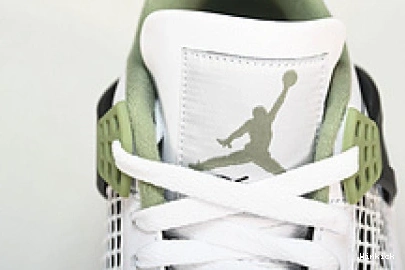 4 202212122 JORDAN AIR 1105